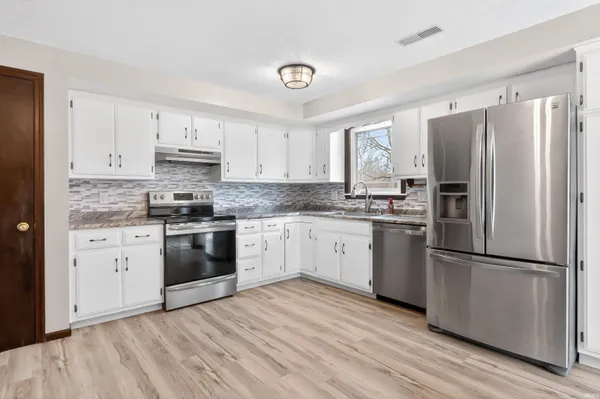 $539,900 | 5706 Popp Road, Fort Wayne, IN 46845