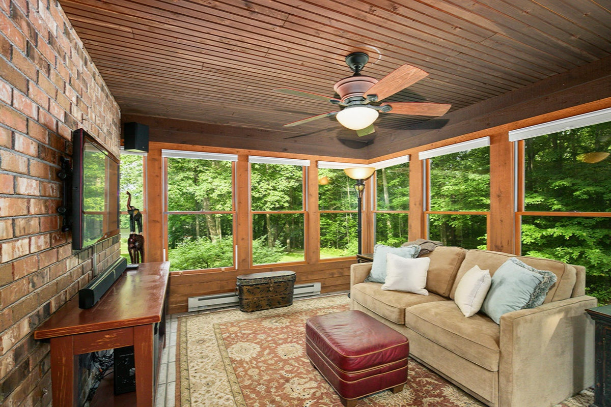 9530 Ravine Ridge Drive Southeast Caledonia, MI 49316 - Photo 14 of 66 Sunroom
