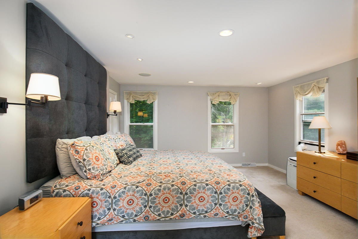 9530 Ravine Ridge Drive Southeast Caledonia, MI 49316 - Photo 18 of 66 Master Suite
