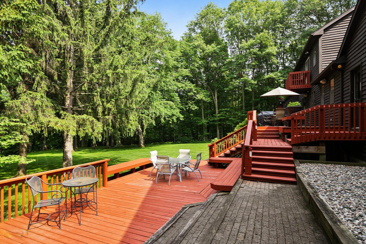 9530 Ravine Ridge Drive Southeast Caledonia, MI 49316 - Photo 43 of 66 Deck