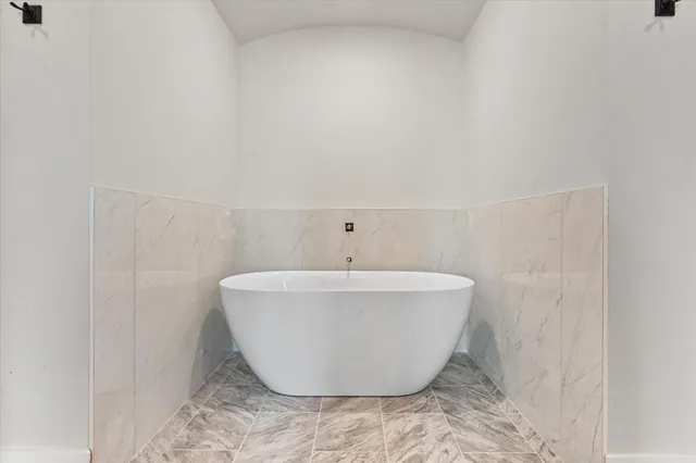 $609,000 | 3503 County Road 7670, Lubbock, TX 79423