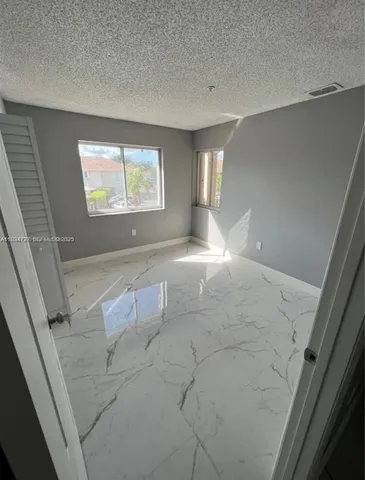 $3,500 | 511 Northwest 82nd Avenue, Unit 418, Miami, FL 33126