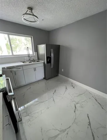 $3,500 | 511 Northwest 82nd Avenue, Unit 418, Miami, FL 33126
