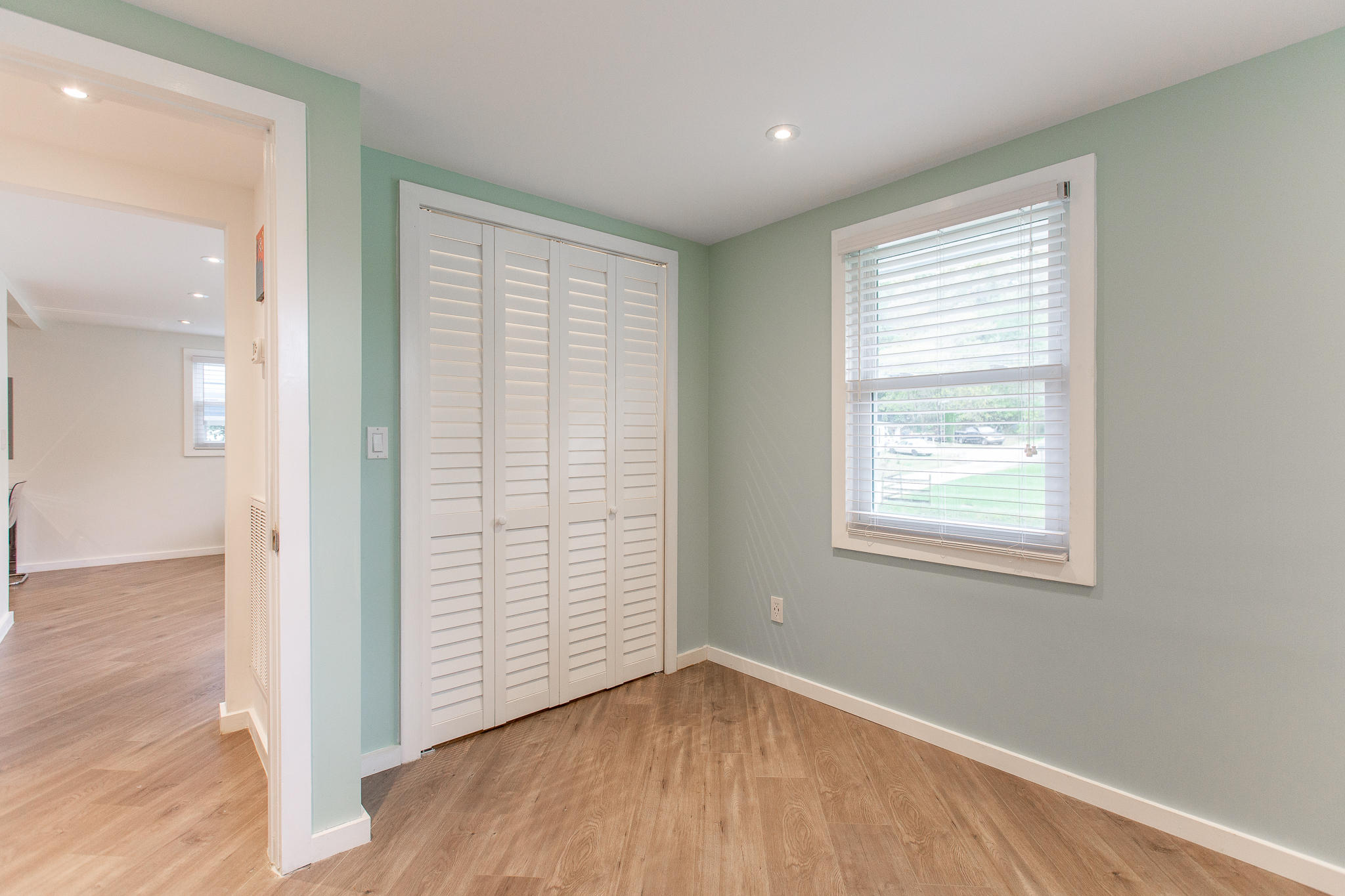 1033 Pineville Road Chattanooga, TN 37405 - Photo 12 of 21 Pineville (17 of 22)