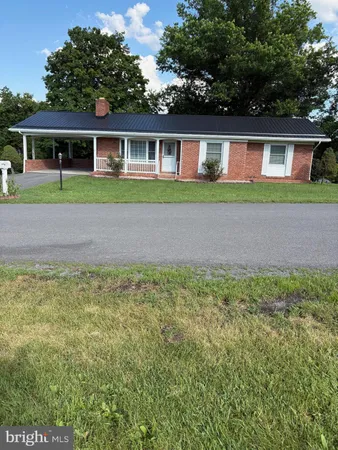 $255,000 | 73 Woodlawn Drive, Petersburg, WV 26847