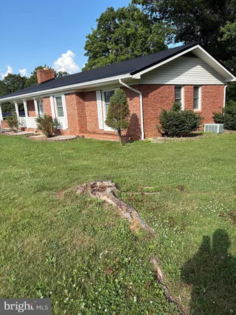 $255,000 | 73 Woodlawn Drive, Petersburg, WV 26847