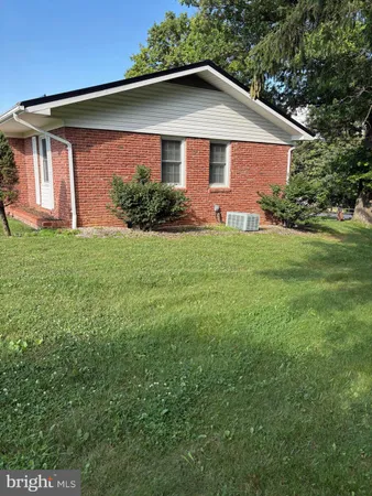 $255,000 | 73 Woodlawn Drive, Petersburg, WV 26847