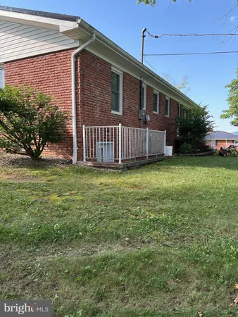$255,000 | 73 Woodlawn Drive, Petersburg, WV 26847