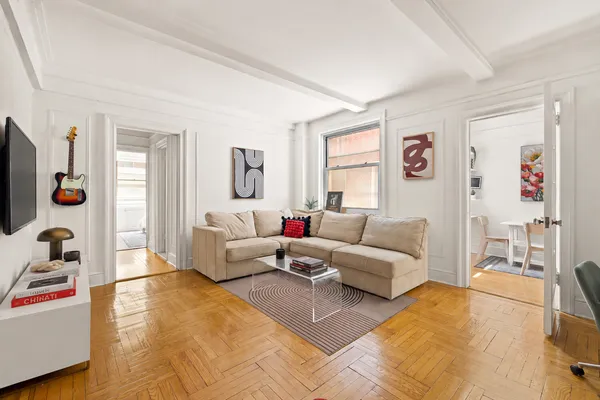 $650,000 | 345 West 55th Street, Unit 5A | Hell's Kitchen