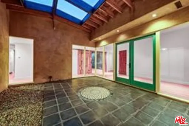 $8,950 | 16141 Bayberry Place, Sherman Oaks, CA 91403