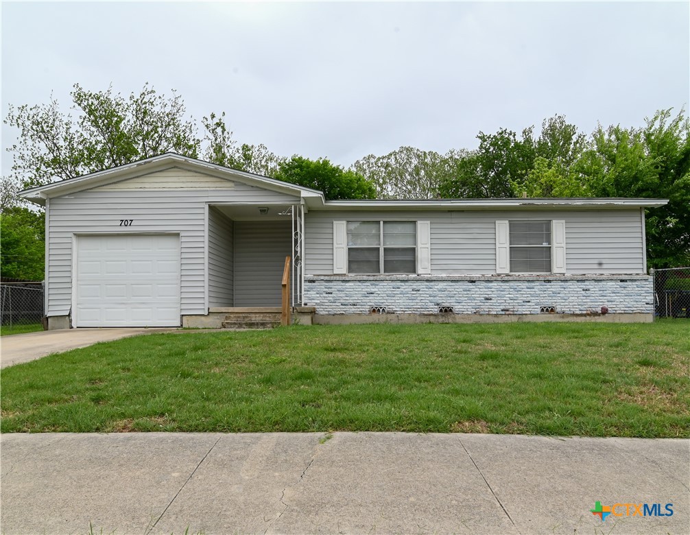 707 South 5th Street Copperas Cove, TX 76522 - Photo 14 of 19 front view of house with a yard