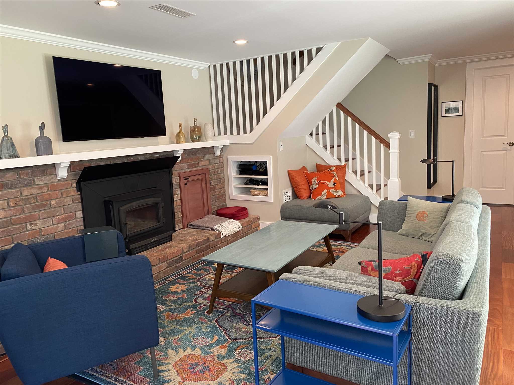 31 Robinson Road Salt Point, NY 12578 - Photo 17 of 27 a living room with furniture and a flat screen tv