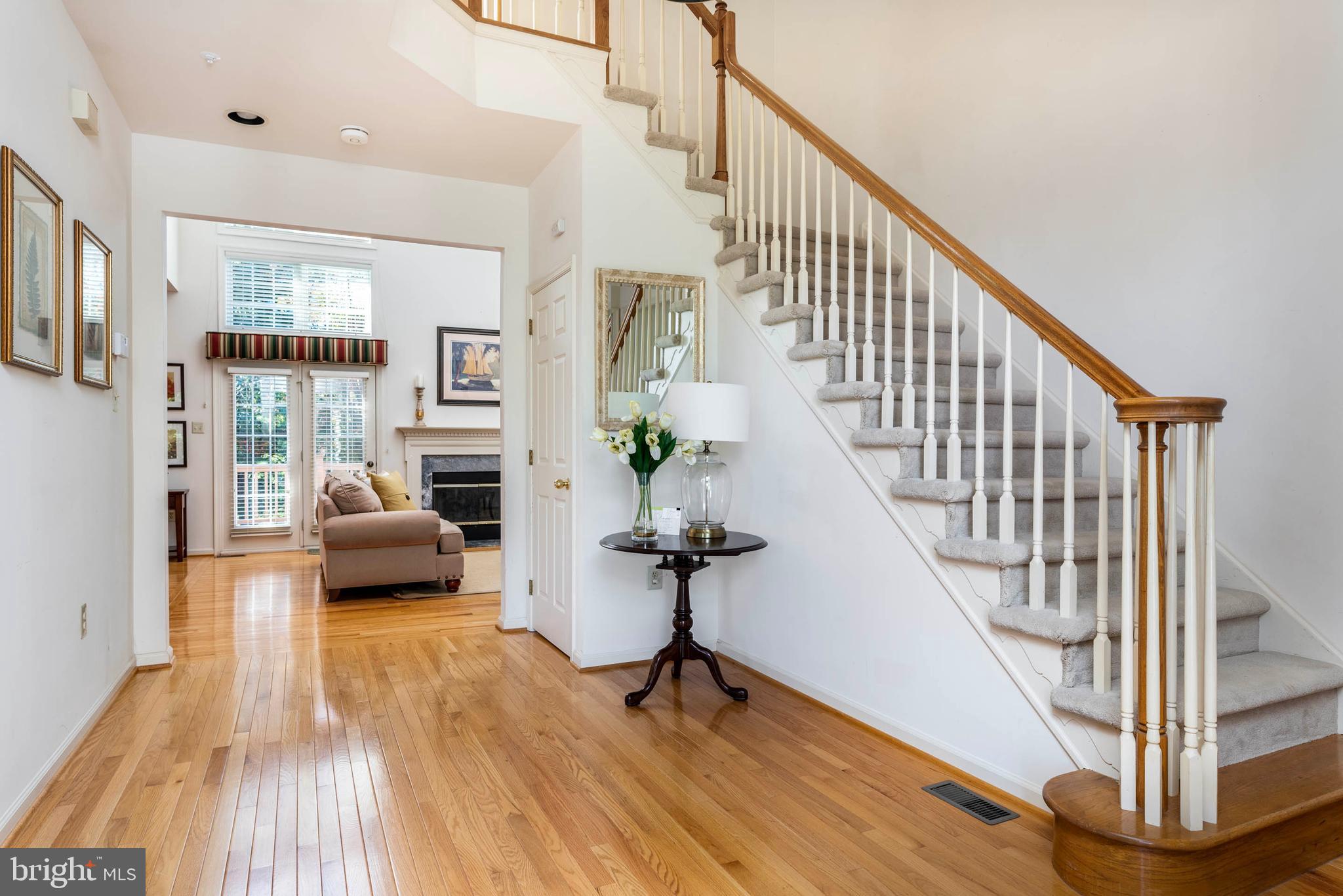 1 Post Run Newtown Square, PA 19073 - Photo 3 of 43 Entrance Foyer with hardwood floors
