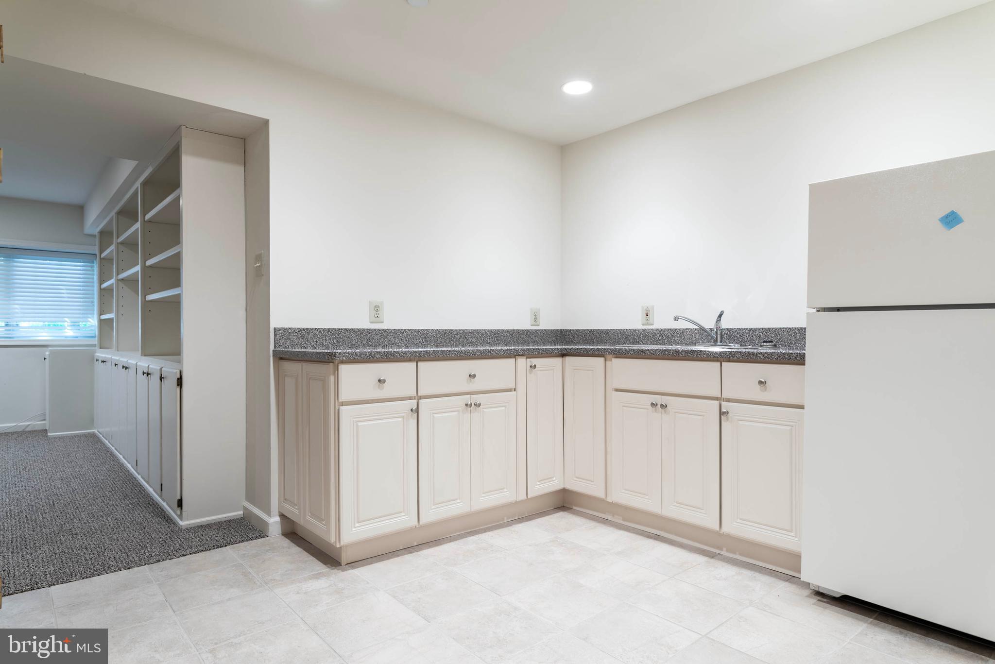 1 Post Run Newtown Square, PA 19073 - Photo 36 of 43 Kitchenette in lower level