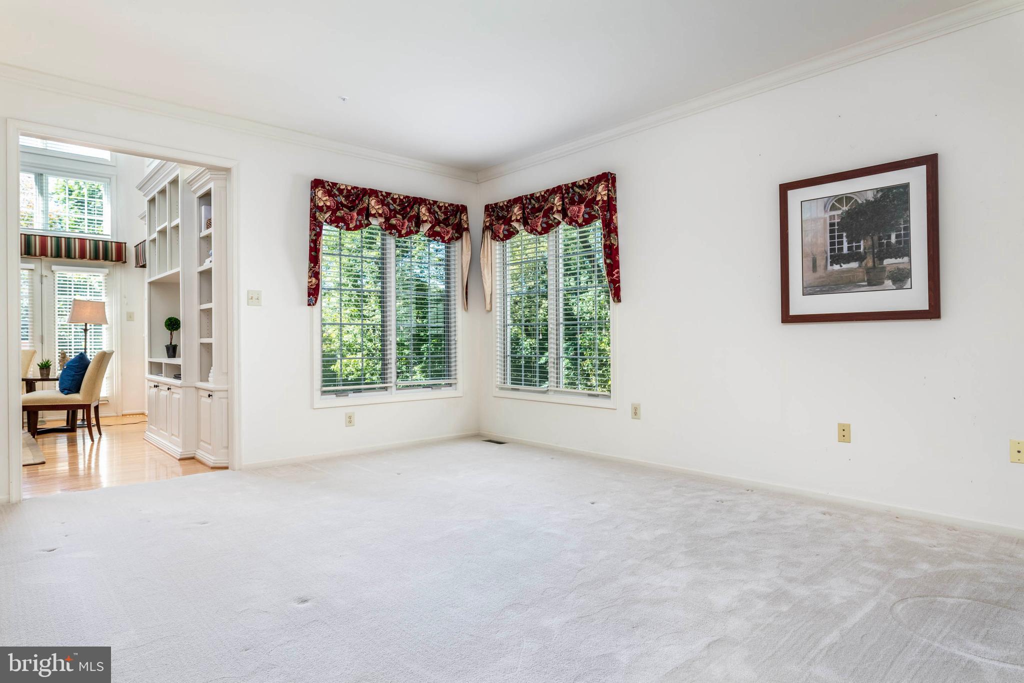 1 Post Run Newtown Square, PA 19073 - Photo 5 of 43 Living Room that opens to Dining Room