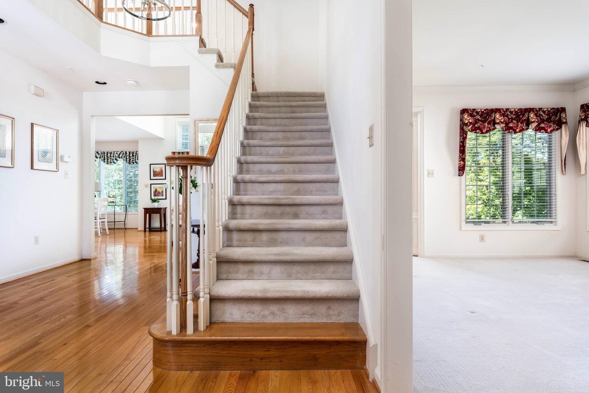 1 Post Run Newtown Square, PA 19073 - Photo 6 of 43 Open Floor Plan