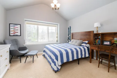 $975,000 | W283N6297 Hibritten Way, Hartland, WI 53029