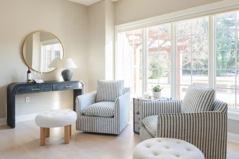 $975,000 | W283N6297 Hibritten Way, Hartland, WI 53029