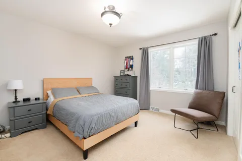 $975,000 | W283N6297 Hibritten Way, Hartland, WI 53029