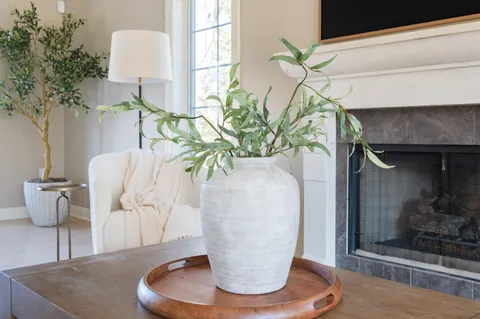 $975,000 | W283N6297 Hibritten Way, Hartland, WI 53029