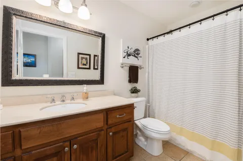 $975,000 | W283N6297 Hibritten Way, Hartland, WI 53029