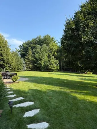 $925,000 | W283N6297 Hibritten Way, Hartland, WI 53029