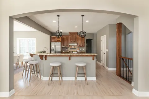 $975,000 | W283N6297 Hibritten Way, Hartland, WI 53029