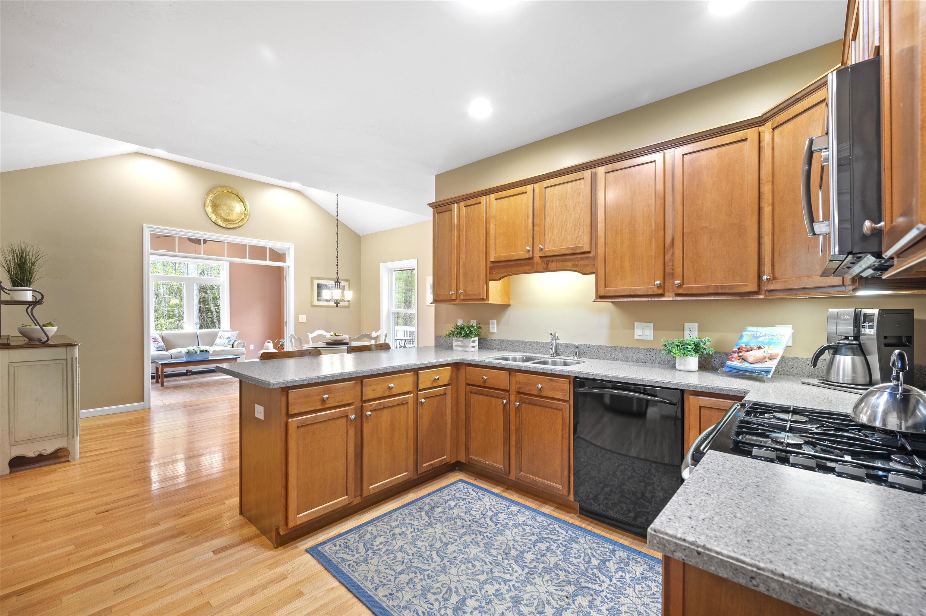 9 Tarleton Lane Amherst, NH 03031 - Photo 11 of 42 Gallery Image 11