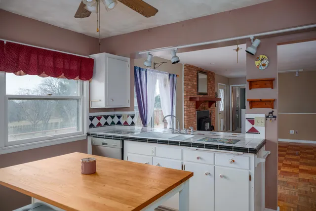 $390,000 | 16535 Plank Road, Yorkville, WI 53182