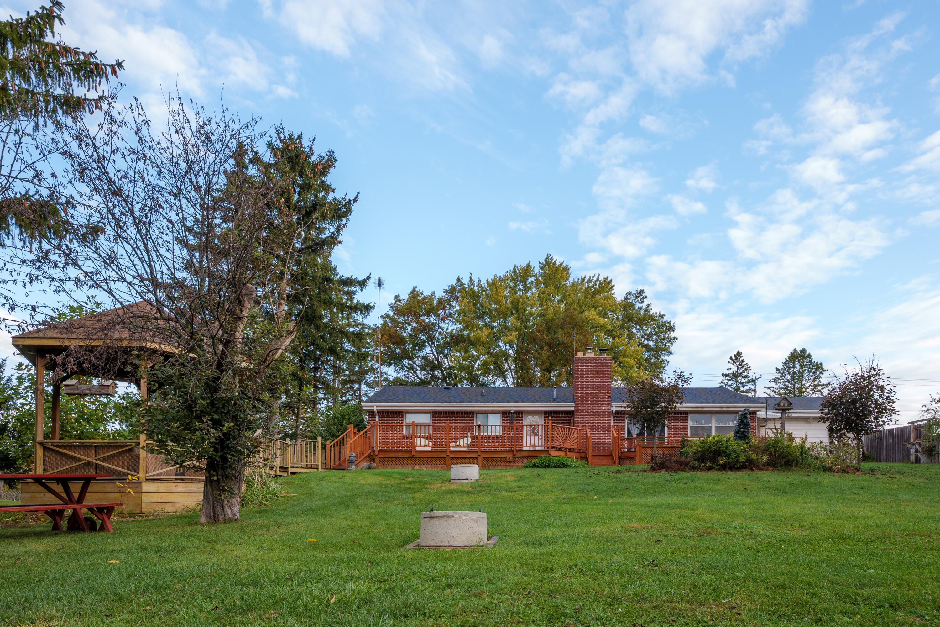 16535 Plank Road Yorkville, WI 53182 - Photo 23 of 28 16535 Plank-030