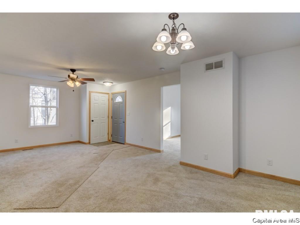 449 West Allen Street Springfield, IL 62704 - Photo 2 of 16