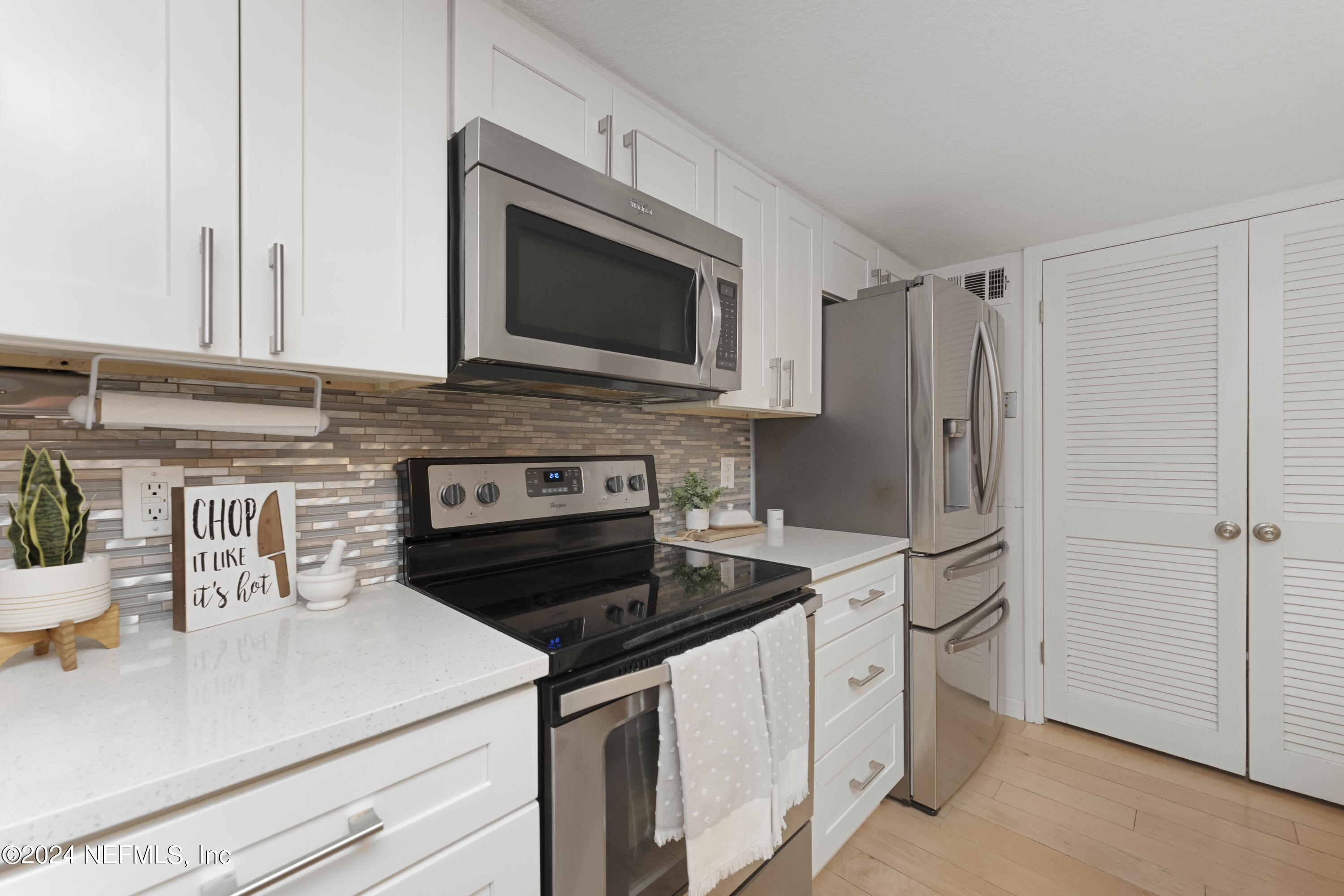 2277 Seminole Road, Unit B Atlantic Beach, FL 32233 - Photo 7 of 48 Kitchen
