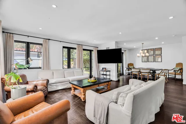 $3,149,000 | 911 South Victoria Avenue, Los Angeles, CA 90019