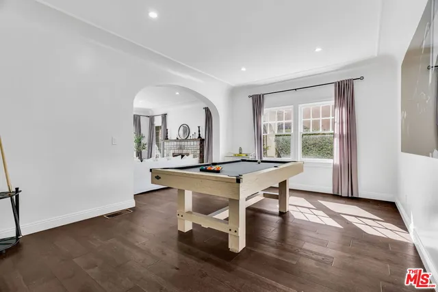 $3,149,000 | 911 South Victoria Avenue, Los Angeles, CA 90019