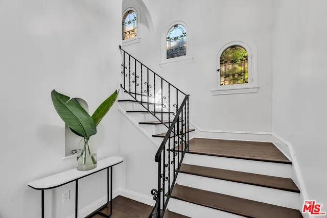 $3,149,000 | 911 South Victoria Avenue, Los Angeles, CA 90019