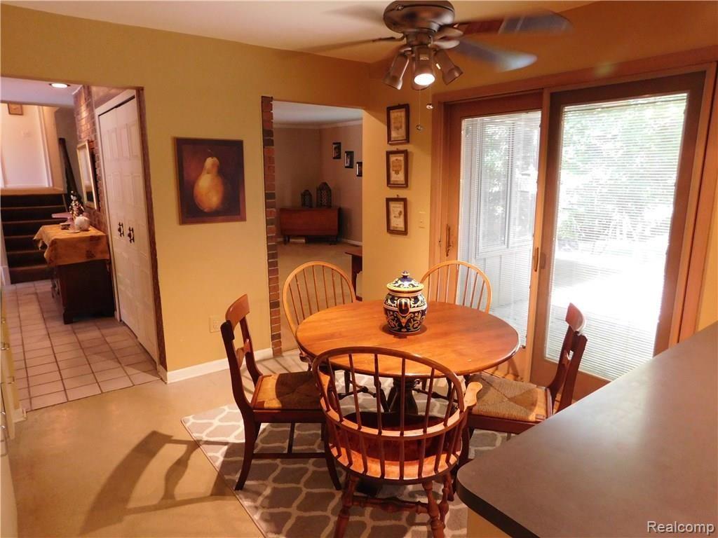 608 Lake Forest Road Rochester Hills, MI 48309 - Photo 6 of 19