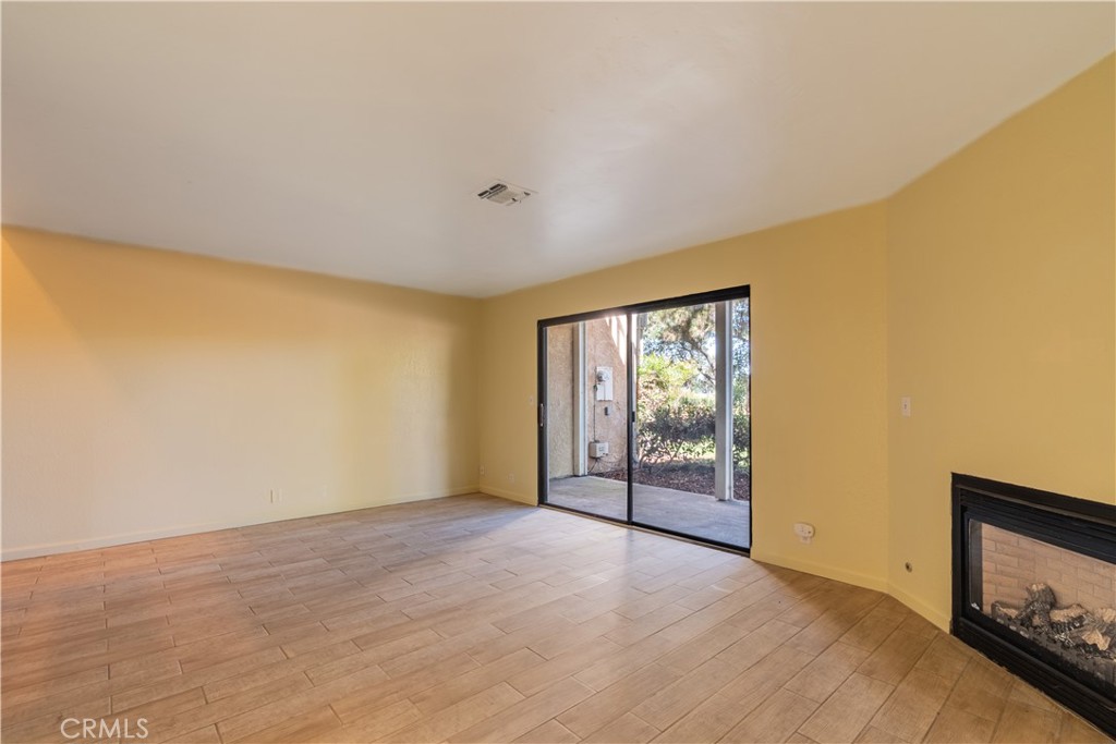 158 Flag Way Paso Robles, CA 93446 - Photo 3 of 36