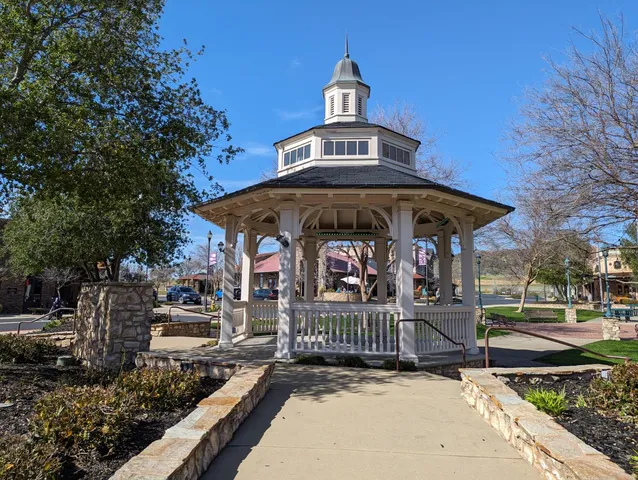 $305,000 | 343 Deer Field Circle, Copperopolis, CA 95228