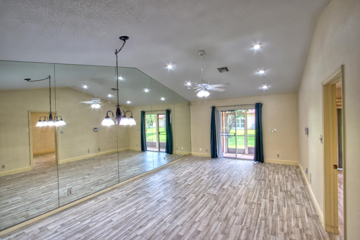 9861 Three Lakes Circle Boca Raton, FL 33428 - Photo 13 of 30 9861_Three_Lakes_1