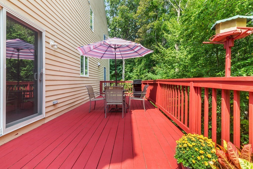 7 Kattail Road Hudson, MA 01749 - Photo 7 of 36