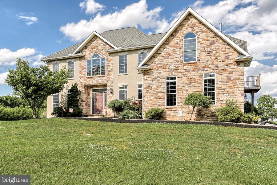 1407 Habecker Road Columbia, PA 17512 - Photo 1 of 36 Gallery Image 1