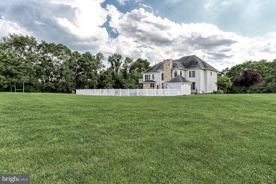 1407 Habecker Road Columbia, PA 17512 - Photo 29 of 36 Gallery Image 29