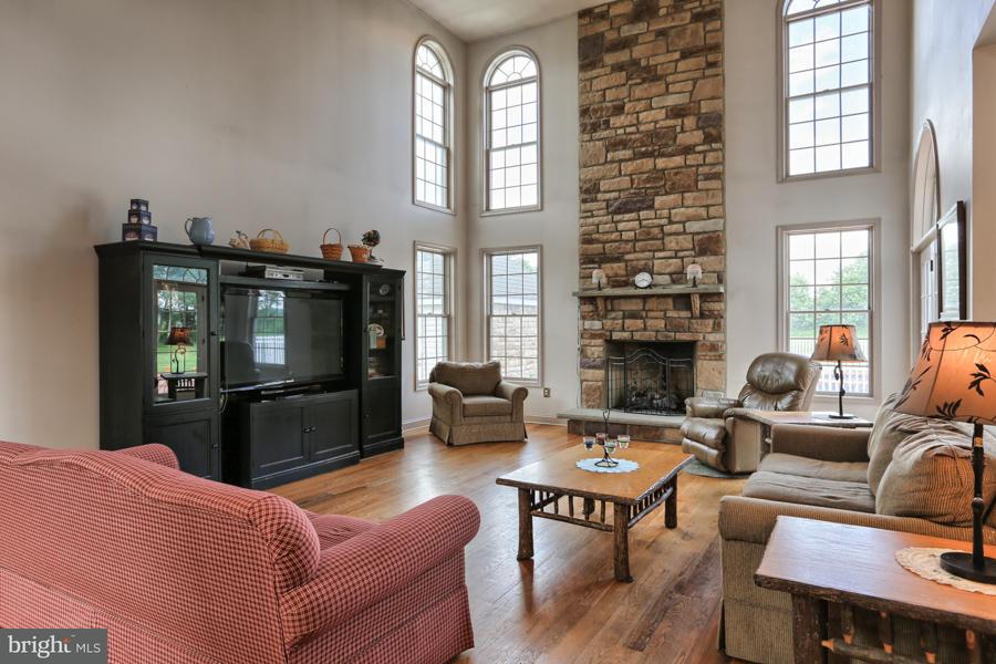 1407 Habecker Road Columbia, PA 17512 - Photo 6 of 36 Gallery Image 6