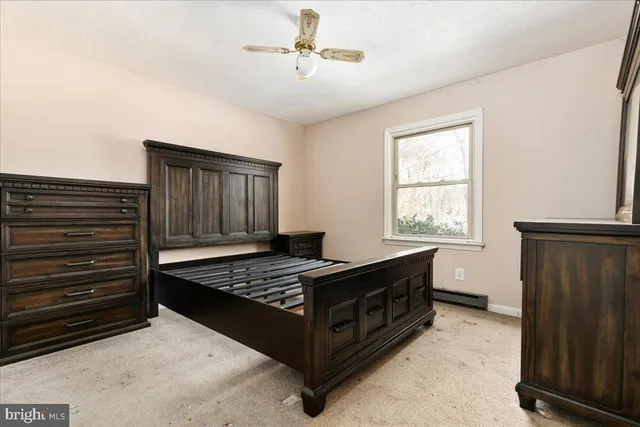 $300,000 | 10090 Tyler Lane, Midland, VA 22728