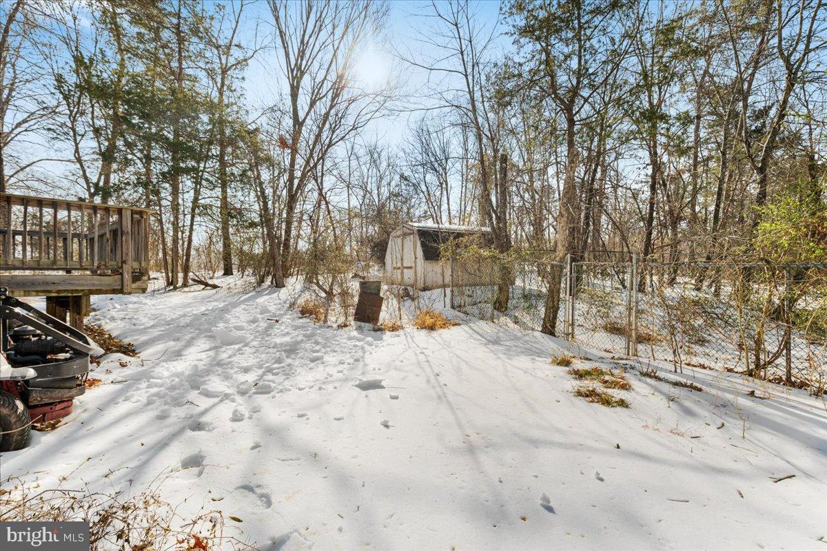 10090 Tyler Lane Midland, VA 22728 - Photo 20 of 27