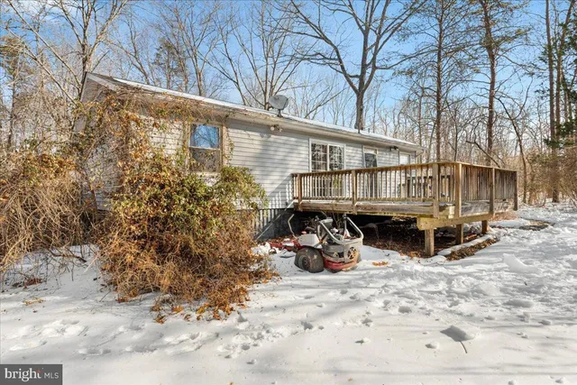 $300,000 | 10090 Tyler Lane, Midland, VA 22728