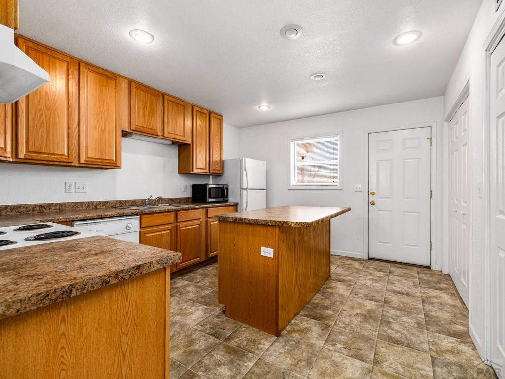 4400 Rawhide Road, Unit 134 Pueblo, CO 81008 - Photo 7 of 25