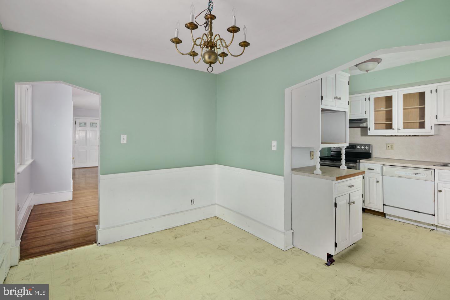 228 Williams Road Bryn Mawr, PA 19010 - Photo 10 of 21 Gallery Image 10