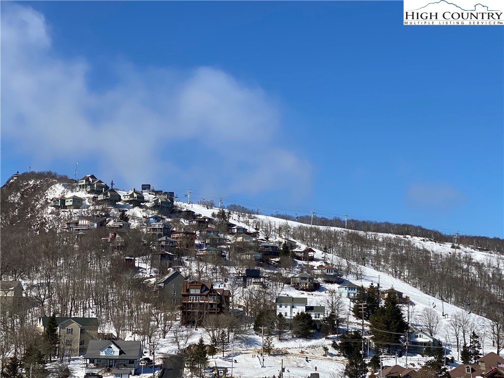 301 Pinnacle Inn Road, Unit 4315 Beech Mountain, NC 28604 - Photo 1 of 33 a view of a city
