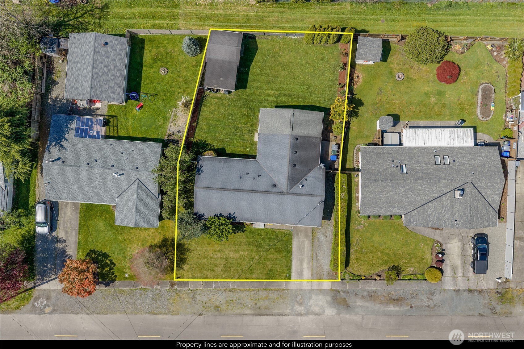 247 South D Street Buckley, WA 98321 - Photo 26 of 28 an aerial view of a house with a yard
